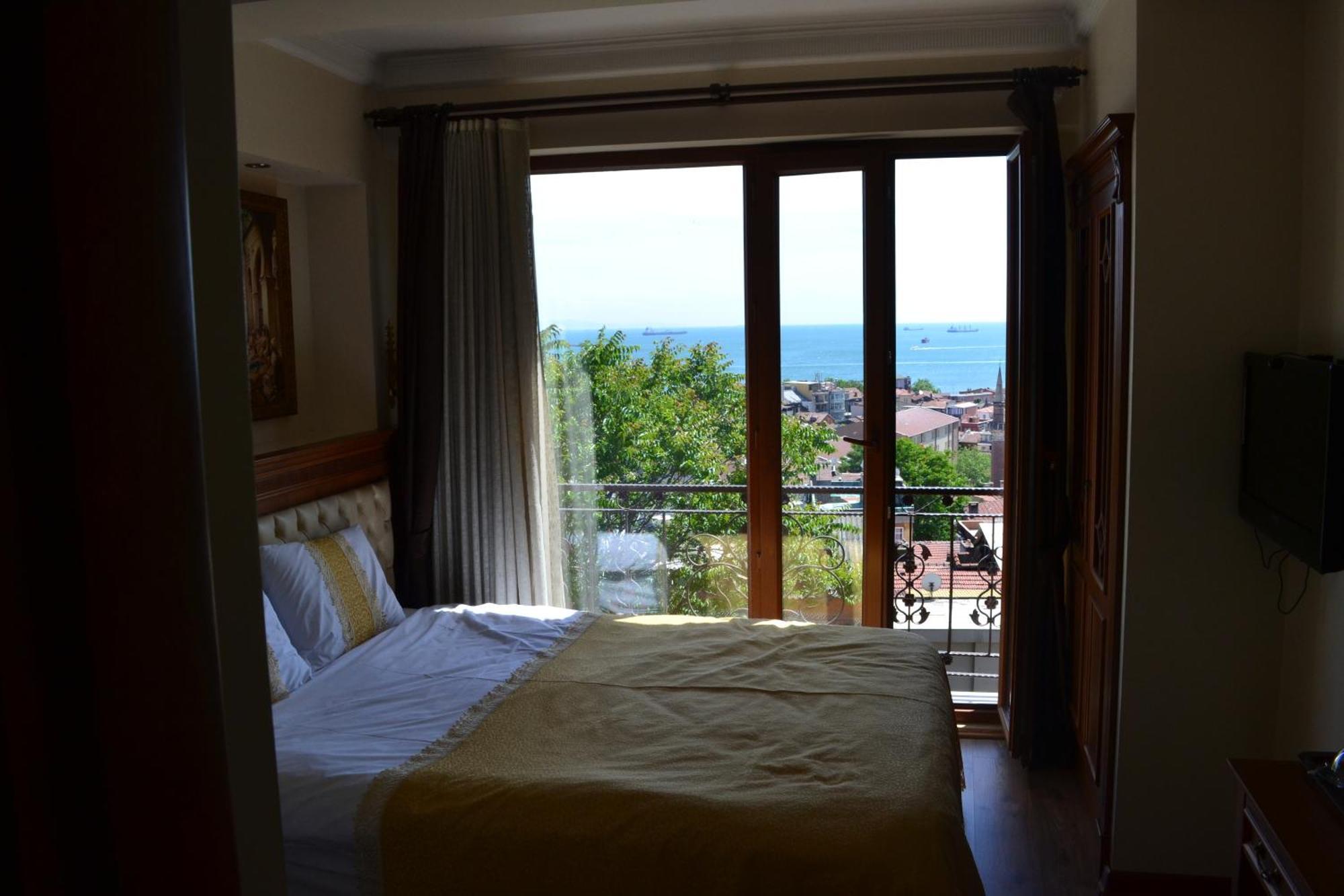 Blue Istanbul Hotel Стая снимка